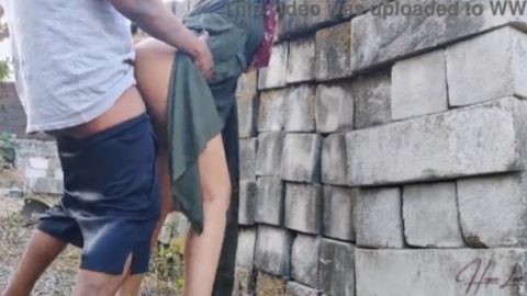 Isteri Indonesia Menggoda – Horny Indonesian Wife Fucked Outdoors
