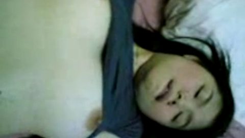 Awek Melayu Manja – main biji la dulu