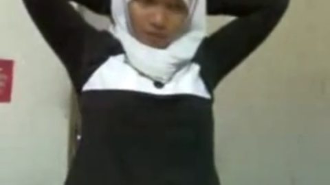 Gadis Bertudung Ayu – Malay- awek tudung hijab pprt part 2