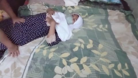 Fenomena Ustadzah Viral – Viral ustadzah asks for fisting and double penetration