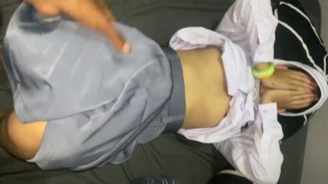 A Stepsister's Wedding Dress for the Sake of School: Gaun Pengantin yang Mengubah Nasib